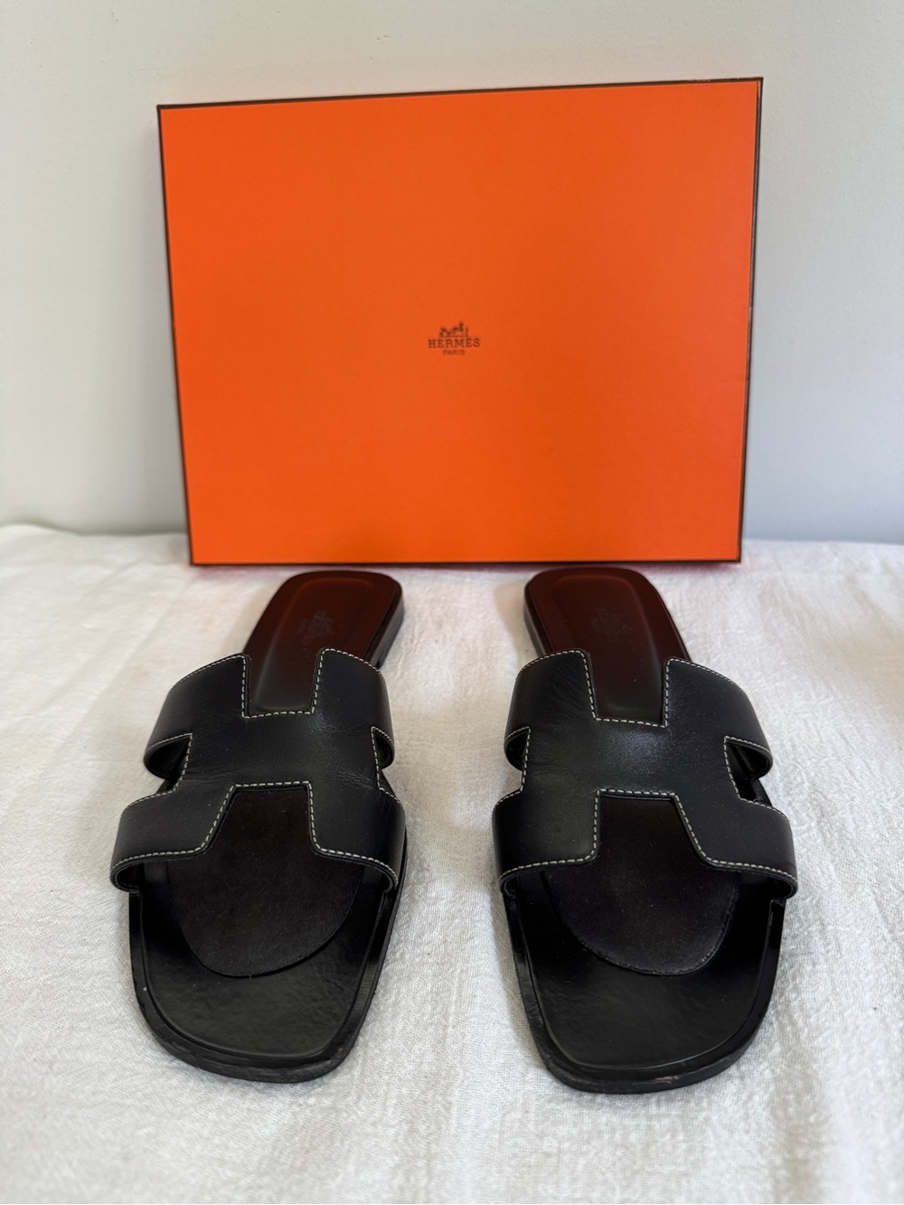 Hermes Black Leather Oran Slide Sandals - Picture 2 of 4
